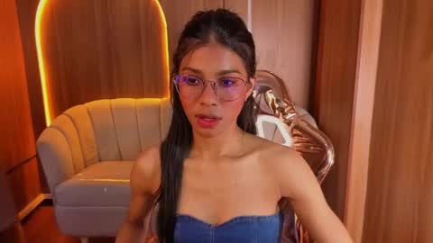 alina_b_ online show from 05.15.26