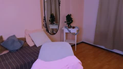 Alina online show from 12.22.24