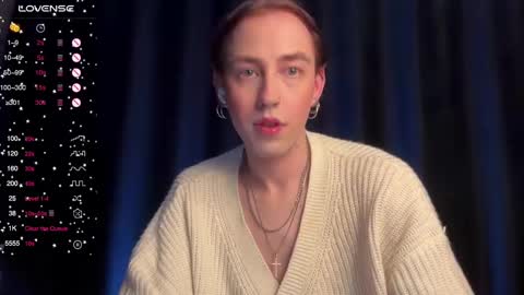 Snapshot of alina_flow chatting on 01.01.25 Alexa online show from 01.01.25