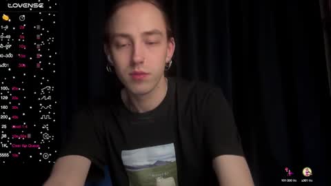 Snapshot of alina_flow chatting on 01.04.25 Alexa online show from 01.04.25