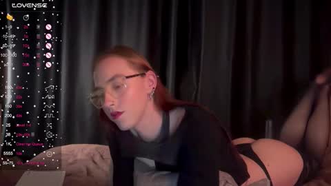 Snapshot of alina_flow chatting on 09.12.25 Alexa online show from 09.12.25