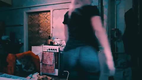 Snapshot of alinafrey_ chatting on 10.24.25 Alina online show from 10.24.25