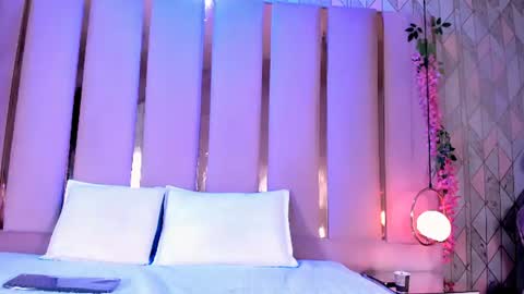   online show from 08.02.26