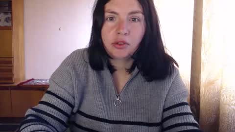 Snapshot of alinaxjames chatting on 04.23.26 AlinaxJames online show from 04.23.26