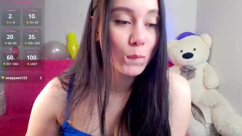 Snapshot of alinaxrose chatting on 02.13.25 AlinaXRose online show from 02.13.25