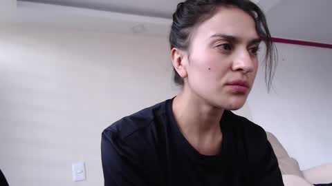 Snapshot of alipetite_ chatting on 01.11.26 alipetite online show from 01.11.26