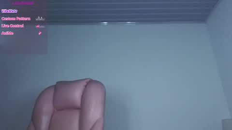 Snapshot of alisa__cain chatting on 10.03.25 Alejandra online show from 10.03.25