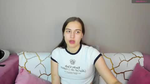 alisa__kelly online show from 10.20.25