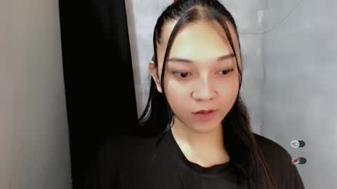 Shanti xhey online show from 10.17.25