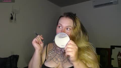 alisa_u online show from 11.24.25