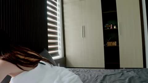 Alice                                   Fansly Alisa01 online show from 09.25.25