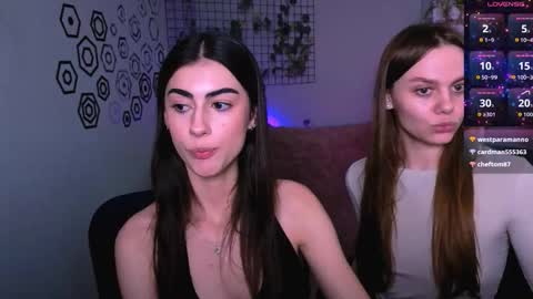 Alisa online show from 10.18.25