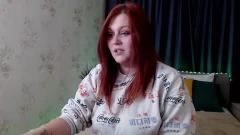 Snapshot of alisawoods_ chatting on 09.27.25 Alisa online show from 09.27.25