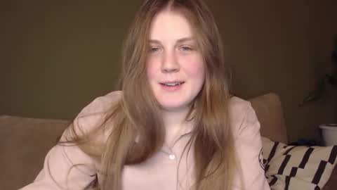 Snapshot of alisaxxxshy chatting on 02.12.26 alisaxxxshy online show from 02.12.26