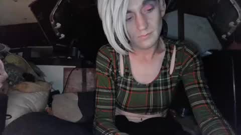 Snapshot of alishaluv chatting on 02.23.25 Alisha online show from 02.23.25