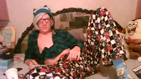 Snapshot of alishaluv chatting on 09.11.25 Alisha online show from 09.11.25