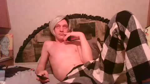 Snapshot of alishaluv chatting on 09.15.25 Alisha online show from 09.15.25