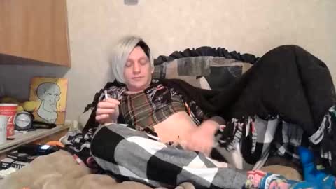 Snapshot of alishaluv chatting on 11.20.25 Alisha online show from 11.20.25