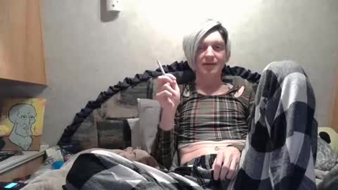 Snapshot of alishaluv chatting on 11.24.25 Alisha online show from 11.24.25