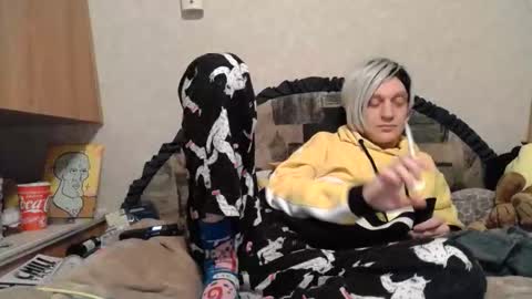 Snapshot of alishaluv chatting on 12.05.25 Alisha online show from 12.05.25