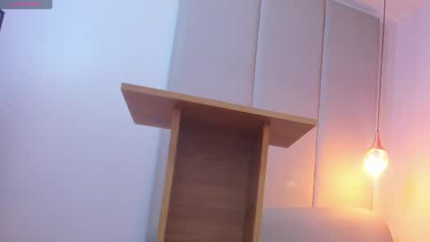 Snapshot of alishapalmer chatting on 02.21.25 online show from 02.21.25