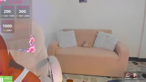 Snapshot of alishasummer chatting on 02.25.25 Ali online show from 02.25.25