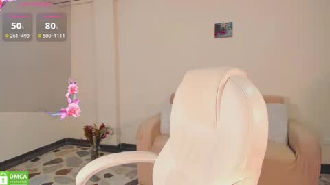 Snapshot of alishasummer chatting on 03.04.25 Ali online show from 03.04.25