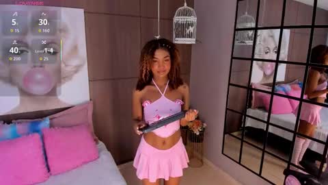 Snapshot of alishasummer chatting on 11.10.25 Ali online show from 11.10.25