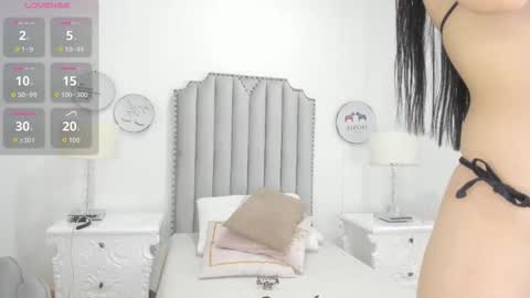 Snapshot of alison_carde05 chatting on 01.17.26 Alison online show from 01.17.26