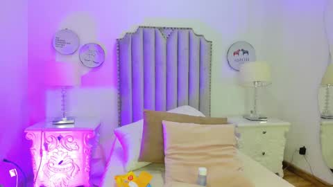 Snapshot of alison_carde05 chatting on 02.16.26 Alison online show from 02.16.26