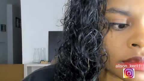 Sofias house online show from 12.12.24