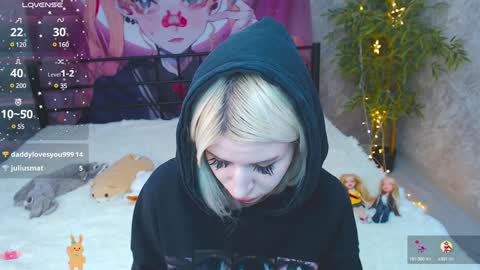 Snapshot of alison_moonlight chatting on 12.29.24 Alison online show from 12.29.24