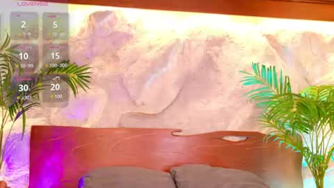 Alison Moon  online show from 06.26.26