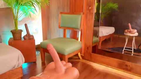 Alison Moon  online show from 07.17.26