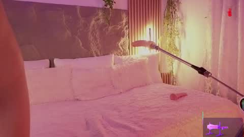 Mia online show from 11.02.25