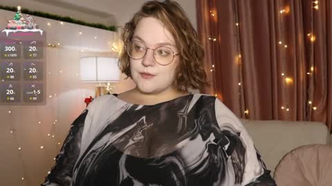 Snapshot of alissa_styles chatting on 12.29.24 Alissa online show from 12.29.24