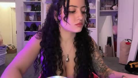 alissajaede online show from 11.10.25