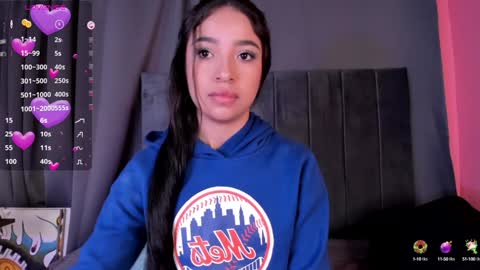 Mara  Isabel online show from 01.03.25