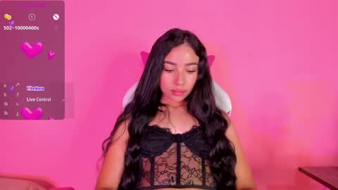 Mara  Isabel online show from 02.04.25