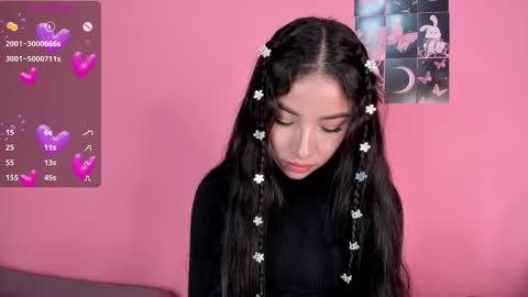 Mara  Isabel online show from 02.25.25