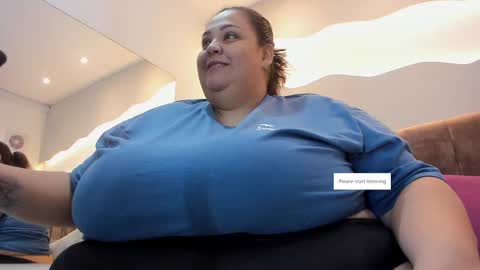 Snapshot of alisson_am chatting on 11.05.25 Alisson online show from 11.05.25