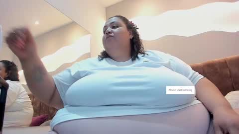 Snapshot of alisson_am chatting on 11.12.25 Alisson online show from 11.12.25