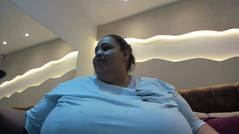 Snapshot of alisson_am chatting on 11.14.25 Alisson online show from 11.14.25