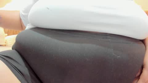 Snapshot of alisson_am chatting on 11.26.25 Alisson online show from 11.26.25