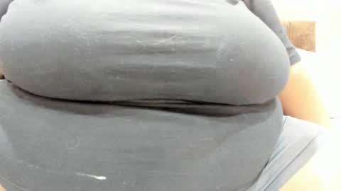 Snapshot of alisson_am chatting on 11.27.25 Alisson online show from 11.27.25