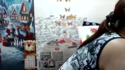 Snapshot of alisson_brand chatting on 12.17.25 alisson brand online show from 12.17.25