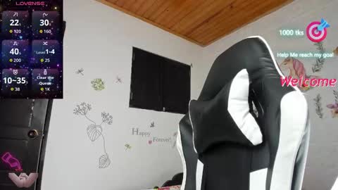 Alisson hoffman05 online show from 10.24.25