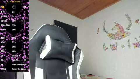 Snapshot of alisson_hoffman05 chatting on 06.27.26 Alisson hoffman05 online show from 06.27.26