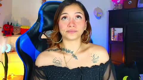Alisson IG alisson zafiro27 online show from 05.31.26