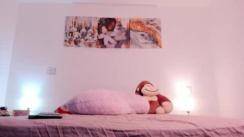 Snapshot of alissonroyce chatting on 09.17.25 Goddess  online show from 09.17.25